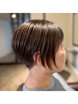 ツーブロックショートボブ