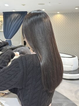 エアー 青山(AIR) ダークブラウン暗髪茶髪アッシュグレージュレイヤーカット