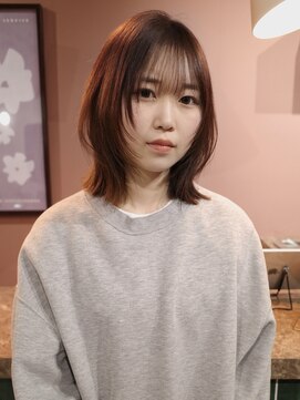 ピュー(Piu-) 【レイヤーカット/川村晃雅】顔周りレイヤー
