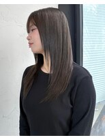 ウニカ デ ビエモン(UN1CA de BIEMON) オリーブカラー