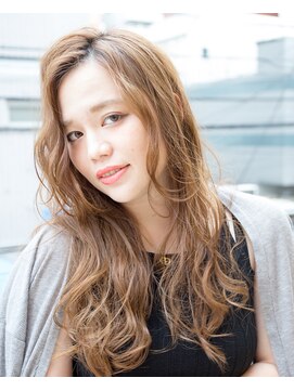 アリン(allin) 立体感で魅せる重軽ウェーブ