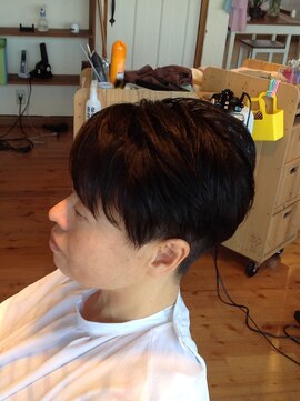 ブブグラスヘアー 刈り上げ2ブロック・ベビーショートボブ