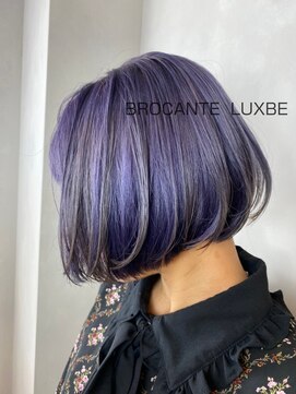 ラトリエ ブロカント 立川北口店(L'atelier BROCANTE) 前下がりボブ ミニボブ ケアブリーチ 内巻きワンカール パープル