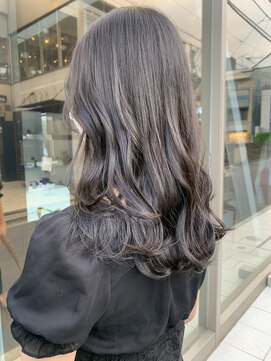 メゾンアクア 表参道(Maison ACQUA) ブリーチなしカラー　透明感　グレージュ