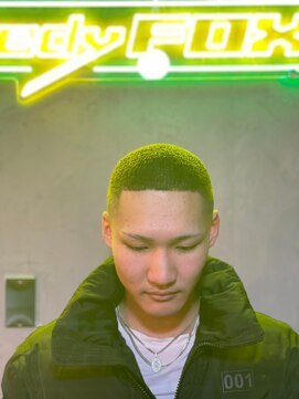 グリーディーフォックス 代々木(Greedy FOX) 束感/コンマヘア/アップバング/ツーブロックマッシュ/フェード