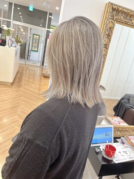 コワファースト  させぼ五番街店(COIFF1RST) シャドウルーツ