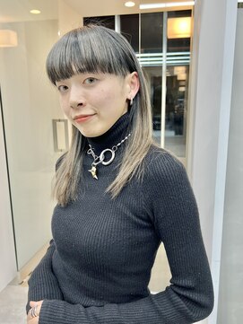 カケル(×.) 【脱ハイトーン】シャドウルーツ×セミロング