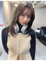 ハニー 町田(HONEY)&nbsp;レイヤーカット　グレージュカラー　オリーブベージュ