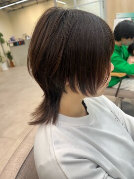 ユニ 江坂(Uni.) ウルフカット メンズライク ウルフ マッシュウルフ レイヤー