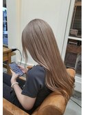 【ミルクティーベージュ】