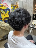 カーニー 上野(kearny)&nbsp;ツイストスパイラルパーマ縦落ちパーマメンズ波巻きパーマ