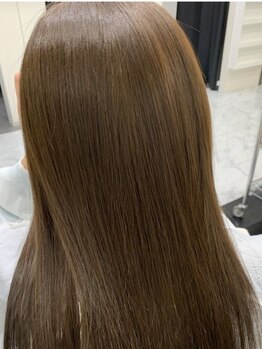 サロン ド バカラ(salon de vacala)の写真/【堺筋本町徒歩3分】髪の状態を丁寧にカウンセリング◎理想の美ストレートヘアが叶う♪