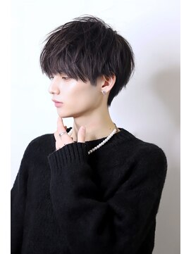 リップス 二子玉川店 (LIPPS) 自然なボリュームのマッシュショート