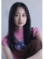 スリー スタンド(THREE STAND) フェミニンナチュラルレイヤー