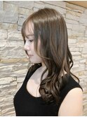 大人ラベンダーグレージュ暗髪韓国ヘア