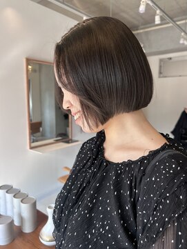 マイン(mine) ボブ/縮毛矯正/ 切りっぱなしボブ/まるみボブ