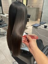 ソル 八王子(SOL) 柔らかな質感が魅力!縮毛矯正で手触りのよい美髪へ