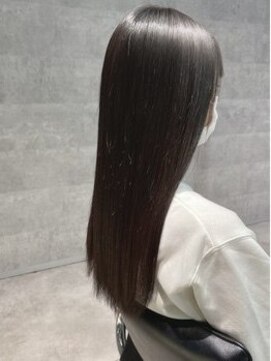 シーク 大森(Seek) ダメージを抑えたクオライン縮毛矯正