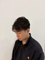 トイロ(toiro)&nbsp;シャドウパーマツイストスパイラルパーマフェザーパーマ30代