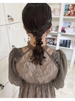 イーエル フレスコ(e.ll fresco) ローポニーヘアセット