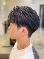 フリットグラン(FRIT GRAND)&nbsp;一宮市/妙興寺駅 メンズショート センターパート メンズカット