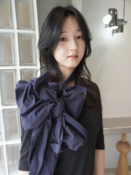 ノエマ イチノミヤ(NOEMA ICHINOMIYA) ロングレイヤー×透明感カラー