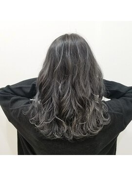 ラフューネ ヨコハマ(Raffune Yokohama) パールグレージュ/Raffune  yokohama  田中あずさ