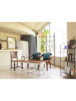 【大谷地駅1分☆】≪カット+カラー+トリートメント+ヘッドスパ\8250≫自分探しは"Beehair大谷地店"で☆