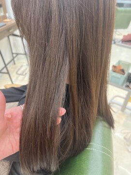 イコール 銀座(equal) ショコラベージュ/ボブルフ/カール/艶ボルドー【銀座】