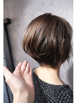 ルーム(ROOM) 【ROOM】30代40代50代◎シルエット抜群♪くびれショートボブ