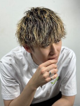 ヒロギンザ 上野店(HIRO GINZA) メンズパーマツイストスパイラルメッシュ束感ツーブロマッシュ