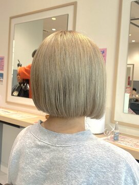 バサ 新所沢店(BASSA) ハイトーンボブスタイル