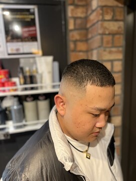 ヒロギンザ 横浜店(HIRO GINZA) スキンフェードバズニグロスタイル