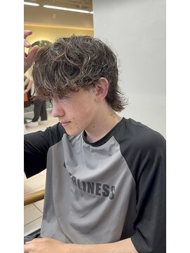 テトラ バイ ネオリーブ 横浜西口店(tetra by neolive) 横浜★波巻きメンズスパイラルパーマウルフ