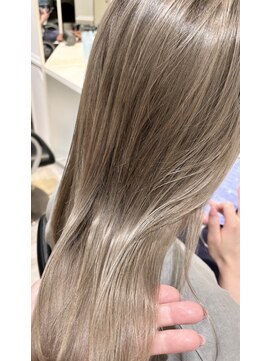 アッシュ 久我山店(Ash) ペールグレージュ