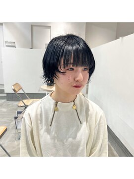 ソア(soa) 個性派ショートスタイル