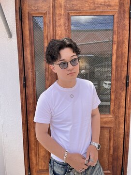 フィーカ(FIKA) ツイストスパイラルパーマ