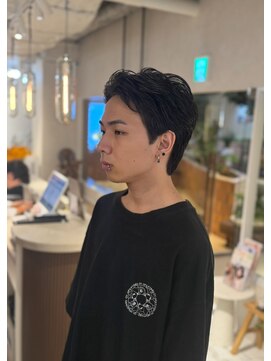 ウノプリールヴァモス(unopulir Vamos) アクティブショート刈り上げなしオールバック