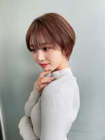 エアー 青山(AIR) 前髪あり耳掛け丸みくびれショートボブ20代30代40代50代