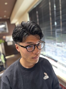 ドゥーエン(DoEN) 毛流れパーマ