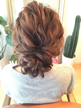 ラウレア 博多店(laulea) ルーズアップ