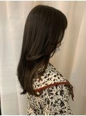 20代★暗髪でも透明感♪オリーブカラー×毛先カール
