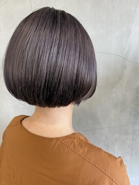 ティティ(TiTi) 透明感抜群 パープル前下がりボブ TiTi / 福田莉野