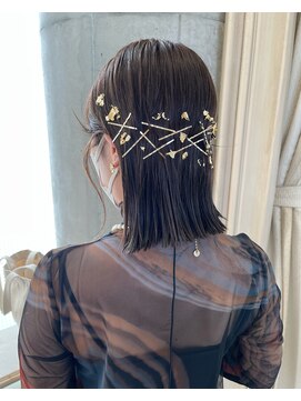 シェリ(Cheri) 切りっぱなしヘアアレンジ