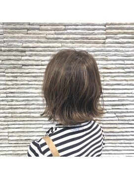 ビス リアン 川口店(Vis lien) 愛され外ハネ グレーベージュ