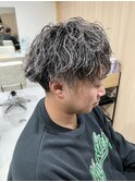 ツイストスパイラルパーマ×メッシュキャップハイライトホワイト