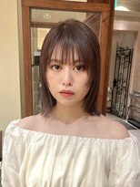 ビュートリアム265(BEAUTRIUM 265) 姫カットボブ 顔周りカット 顔周りウルフ ぱつっと ベージュ