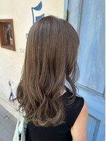 コージー リゾート バイ アンツ 茅ヶ崎駅前店(cozy resort by ANT'S)&nbsp;デザインカラー/レイヤーカット/ウェットヘア/オリーブベージュ