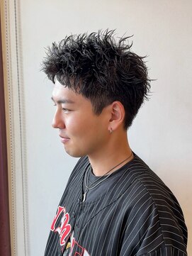 ルッツ(Lutz. hair design) スパイキーショート&ケアクリームパーマ 05.25