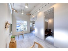 ヘアラボコイル(Hair lab coil)の雰囲気（幅広いお客さまがご来店しやすい環境）